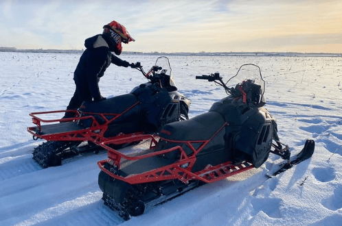 Катание на снегоходах в Тюмени #в Тюмени#в подарок. Сервис Ultra Подарки
. Подарочный сертификат на катание на снегоходах в Тюмени #в Тюмени# с друзьями. Закажите прокат снегоходов в подарок для мужчины по привлекательным ценам. Живописные маршруты для езды на снегоходах это отличная возможность активного отдыха. Сервис UltraPodarki.ru 8-800-505-95-30. катание на снегоходах, подарочный сертификат на катание на снегоходе, прокат снегоходов, прокат снегоходов Тюмень #Тюмень#, катание на снегоходах Тюмень #Тюмень#, езда на снегоходе