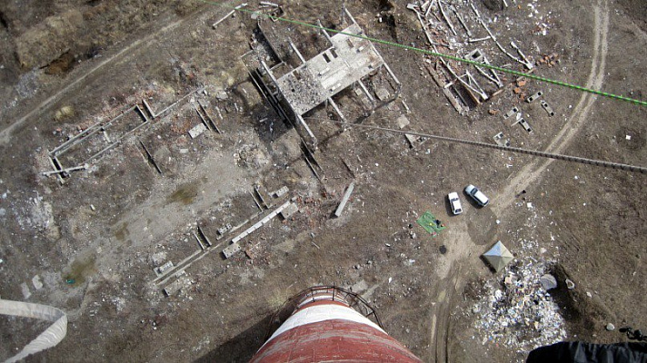 Роупджампинг - прыжки с верёвкой в Тюмени. Подарочные сертификаты Ultra Подарки. Роупджампинг в Тюмени - Экстремальный оригинальный подарок или подарочный сертификат на Роупджампинг - прыжки с верёвкой. Сервис UltraPodarki.ru 8-800-505-95-30. роупджампинг Тюмень, прыжок веревка Тюмень, роупджампинг, прыжок веревка, прыжок с веревкой, Подарок, подарочный сертификат, экстрим, экстремальный подарок