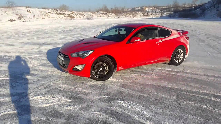 Контраварийное вождение в Тюмени. Ultra Подарки. Купить уроки контраварийного вождения в Тюмени. Научитесь водить машину в любых условиях! Сервис UltraPodarki.ru 8 800 505 95 30. Контраварийное вождение Тюмень, контраварийное вождение, экстремальное вождение Тюмень, экстремальное вождение, обучение вождению Тюмень, обучение вождению, вождение Тюмень, вождение,  курс вождения Тюмень, курс вождения, курсы экстремальное вождения Тюмень, курсы экстремального вождения, обучение в автошколе Тюмень, обучение в автошколе