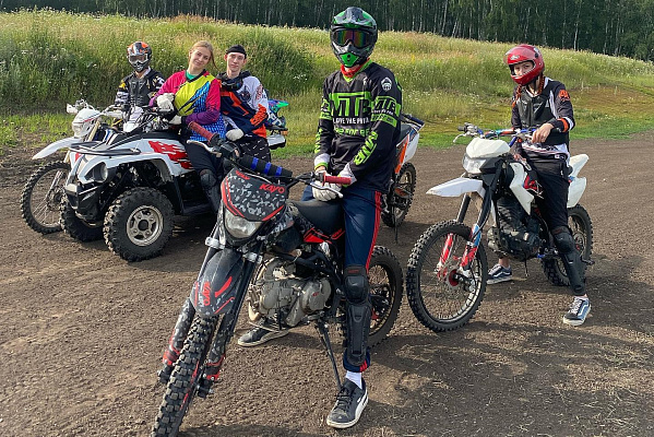 Катание на мотоцикле в Тюмени. ULTRA ПОДАРКИ. Купить катание на мотоцикле в Тюмени. Попробовав езду на мотоциклах, вы получите порцию адреналина и невероятные эмоции. Сервис: UltraPodarki.ru 8 800 505 95 30.. Катание на мотоцикле в Тюмени, прокат мотоциклов Тюмень, катание на мотоциклах, прокат мотоцикла, езда на мотоцикле Тюмень, езда на мотоцикле, мотопрогулка Тюмень, мотопрогулка