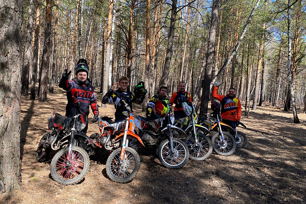 Катание на мотоцикле в Тюмени. ULTRA ПОДАРКИ. Купить катание на мотоцикле в Тюмени. Попробовав езду на мотоциклах, вы получите порцию адреналина и невероятные эмоции. Сервис: UltraPodarki.ru 8 800 505 95 30.. Катание на мотоцикле в Тюмени, прокат мотоциклов Тюмень, катание на мотоциклах, прокат мотоцикла, езда на мотоцикле Тюмень, езда на мотоцикле, мотопрогулка Тюмень, мотопрогулка