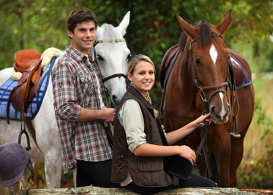 Конная прогулка для двоих в Тюмени. Подарочные сертификаты Ultra Подарки. Купить оригинальный подарок или подарочный сертификат на Конную прогулка для двоих в Тюмени. Сервис UltraPodarki.ru 8-800-505-9530. Катание на лошадях, Прогулка на лошади, Прогулка на лошадях для двоих,кони, конный клуб, конный клуб Horse Travel, конная прогулка, конная прогулка в Тюмени