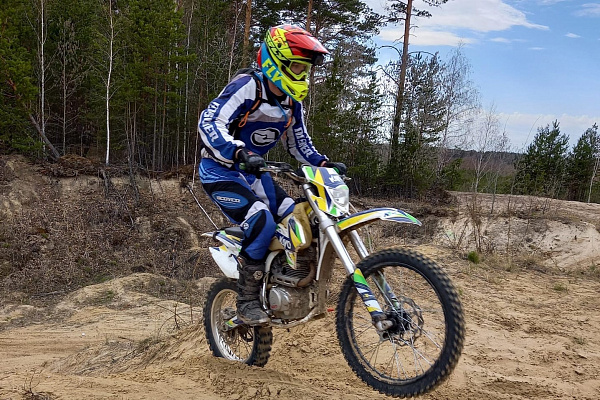 Катание на мотоцикле в Тюмени. ULTRA ПОДАРКИ. Купить катание на мотоцикле в Тюмени. Попробовав езду на мотоциклах, вы получите порцию адреналина и невероятные эмоции. Сервис: UltraPodarki.ru 8 800 505 95 30.. Катание на мотоцикле в Тюмени, прокат мотоциклов Тюмень, катание на мотоциклах, прокат мотоцикла, езда на мотоцикле Тюмень, езда на мотоцикле, мотопрогулка Тюмень, мотопрогулка